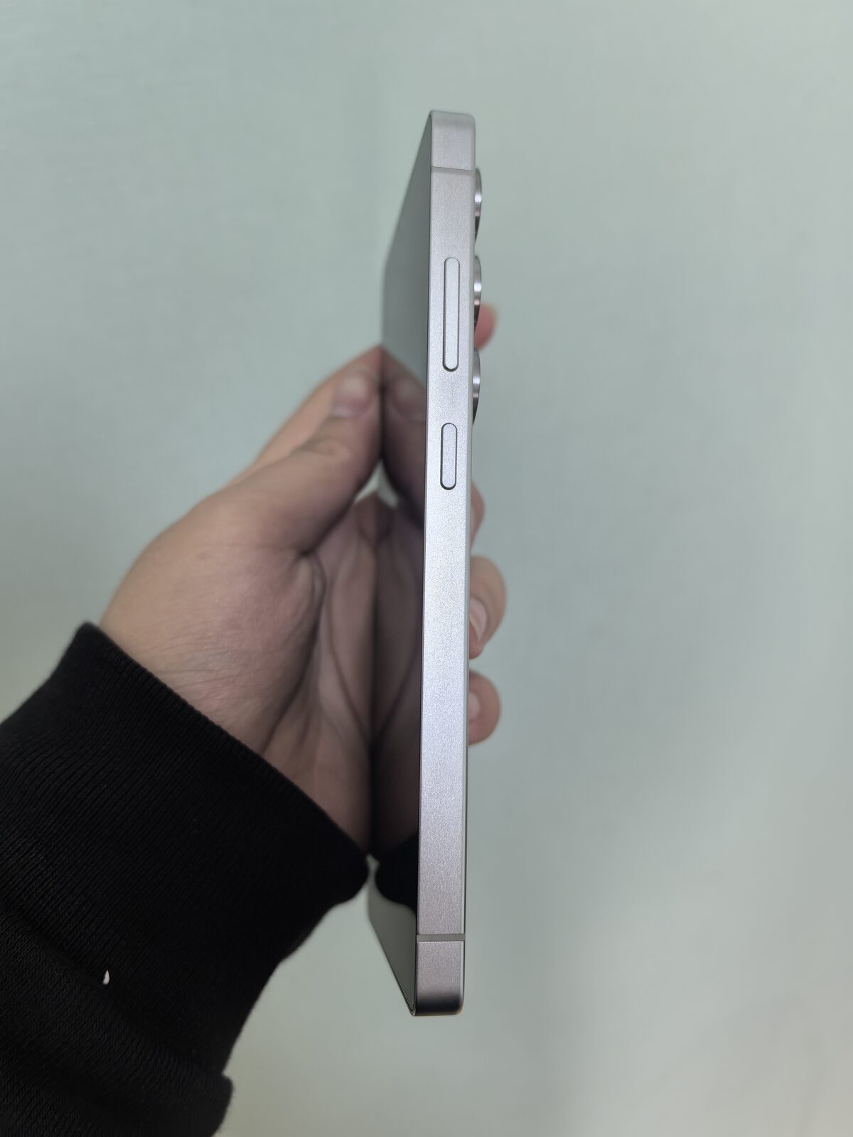 One UI 9 سامسونج S24: التحديث المستقر يبدأ الآن، وهذه أحجامه 2 | بحرية درويد One UI 9 سامسونج S24